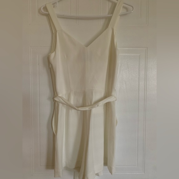 Little Moon Romper Aritzia size 2 - Picture 3 of 3